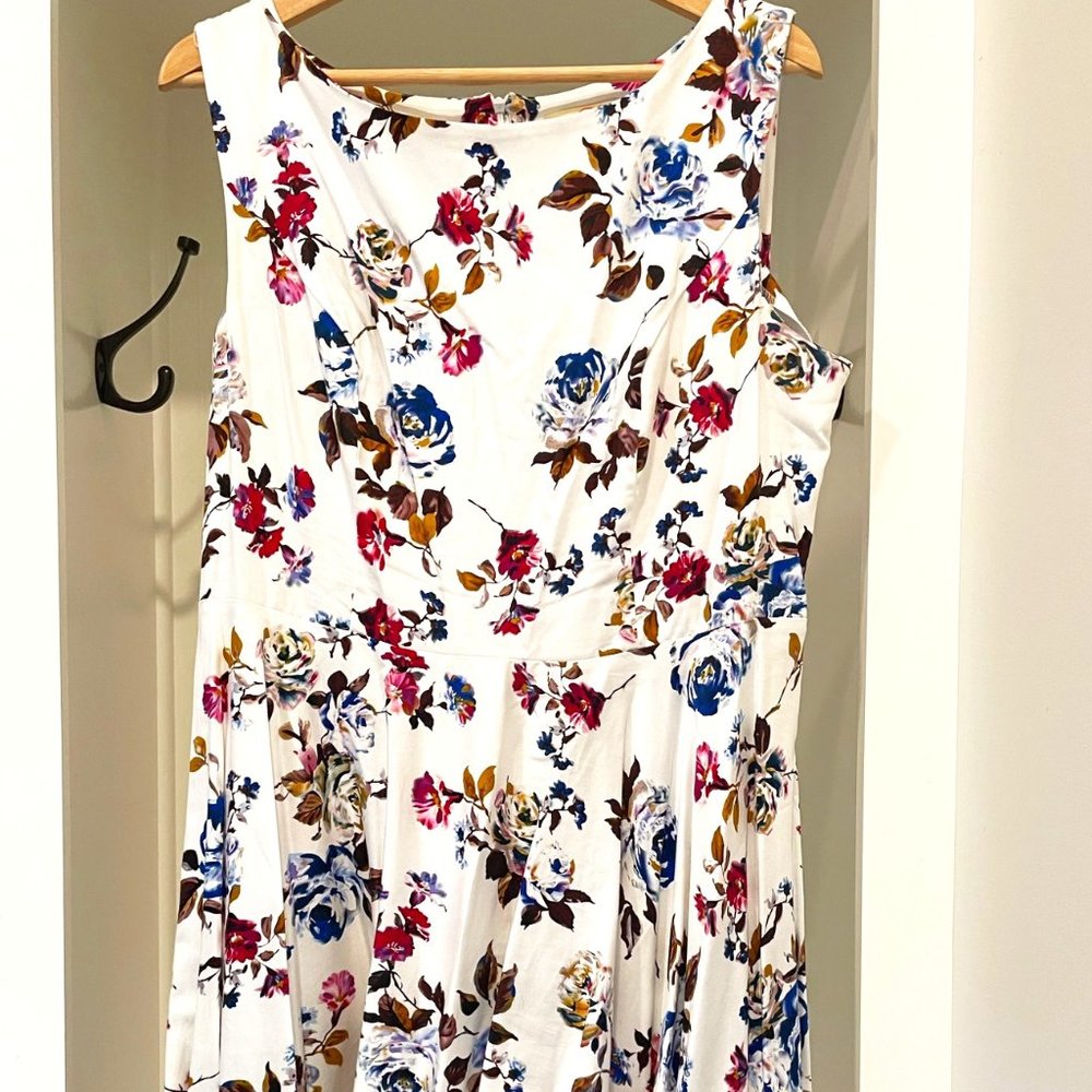 Floral Fit & Flare dress